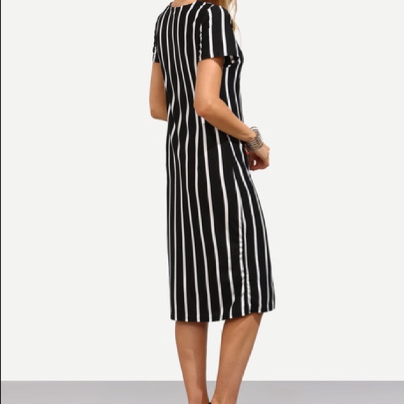 LAST 3‼️BLACK Vertical Striped- Dress - Picture 4 of 8